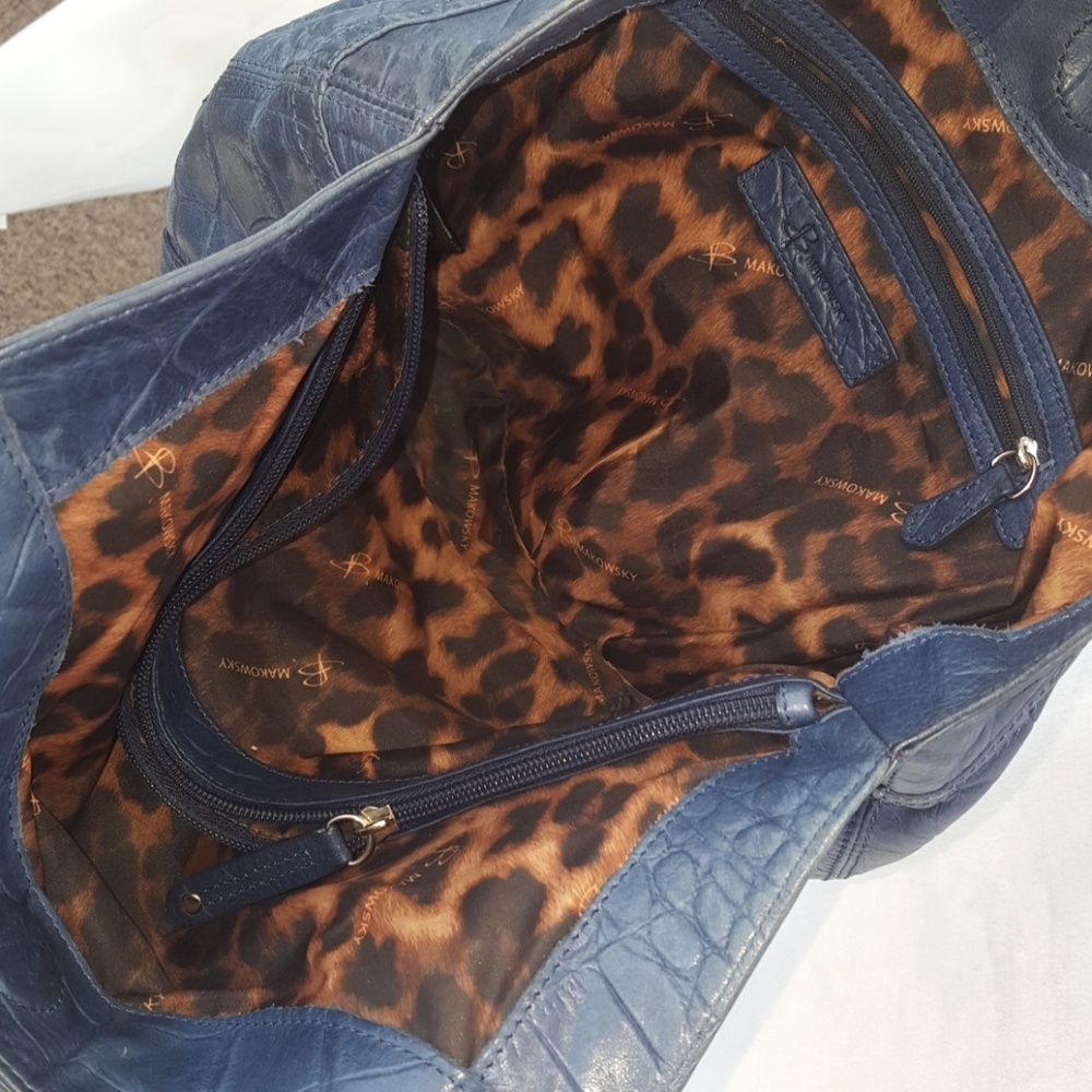 Perfect With Jeans - Picture 5 of 8
